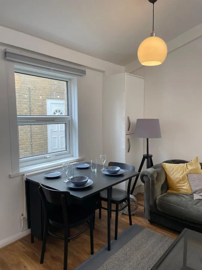 4Bed Loft Style Apartment With Privateterrace London